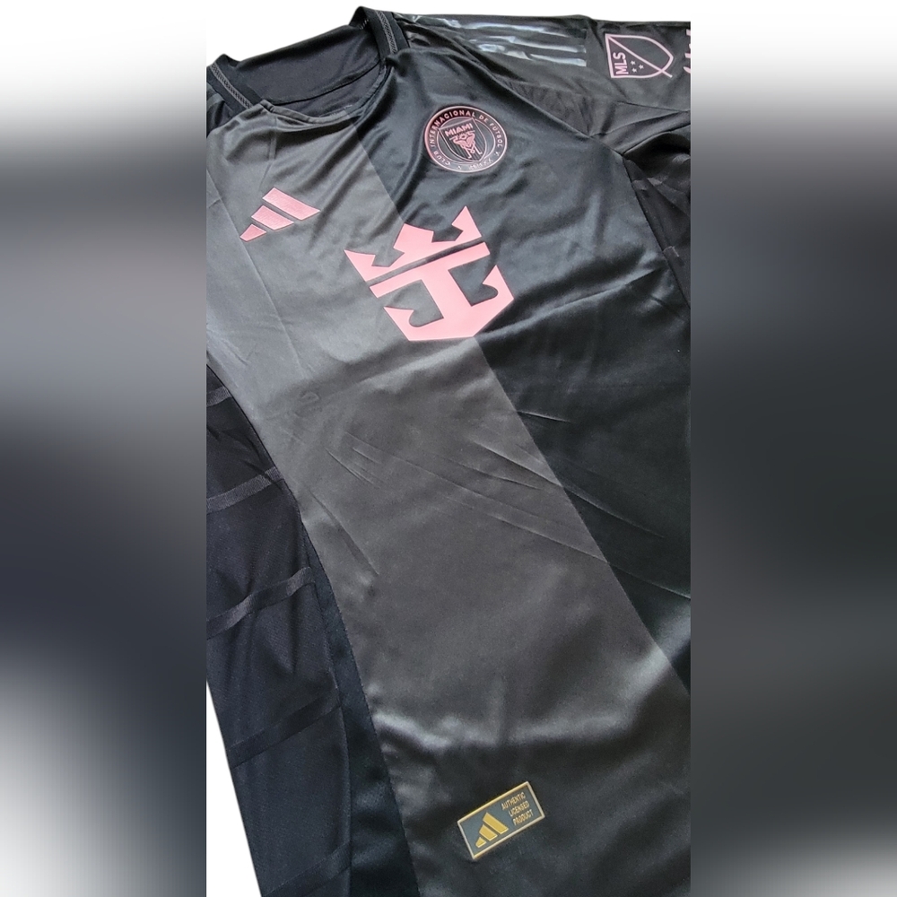 NEW 2025 Inter Miami Messi player version slim fit Jersey - Picture 2 of 5